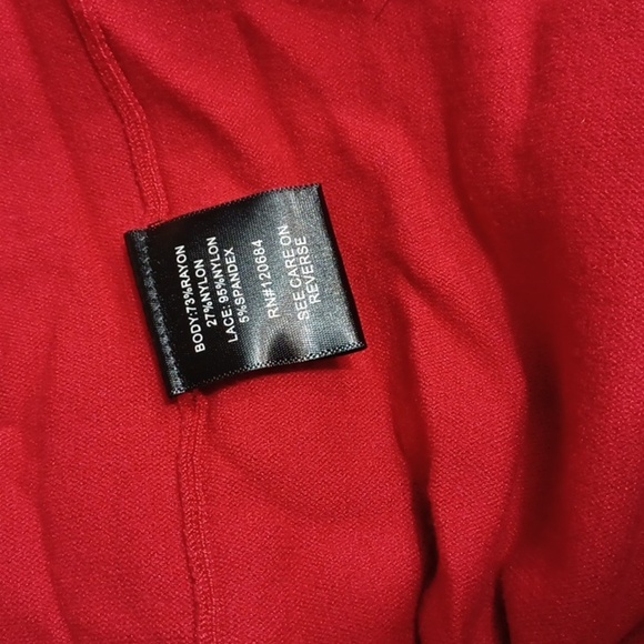 Torrid Womans Red Black Lace Knit Sweater sz 2‎ - Picture 5 of 9